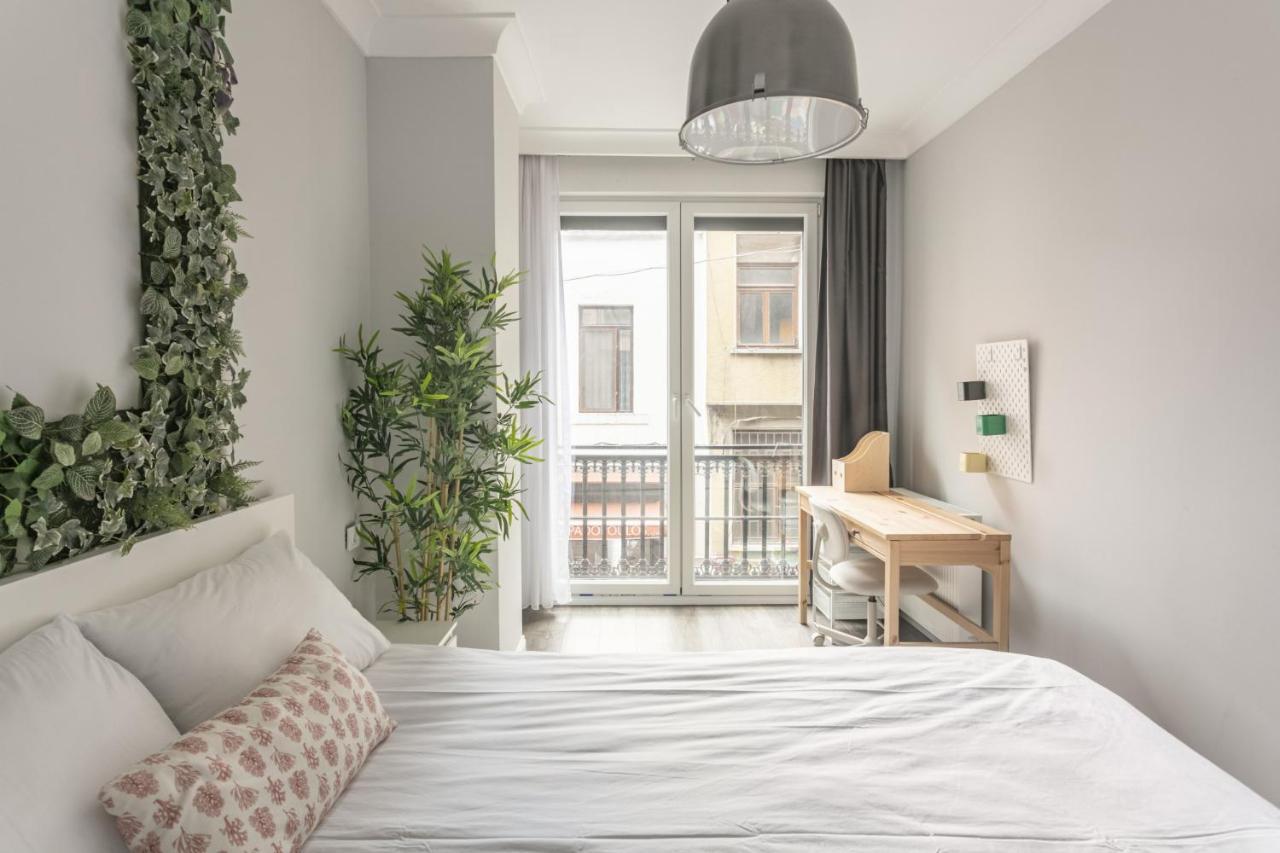 Central And Refreshing Flat In Beyoglu Apartman Isztambul Kültér fotó